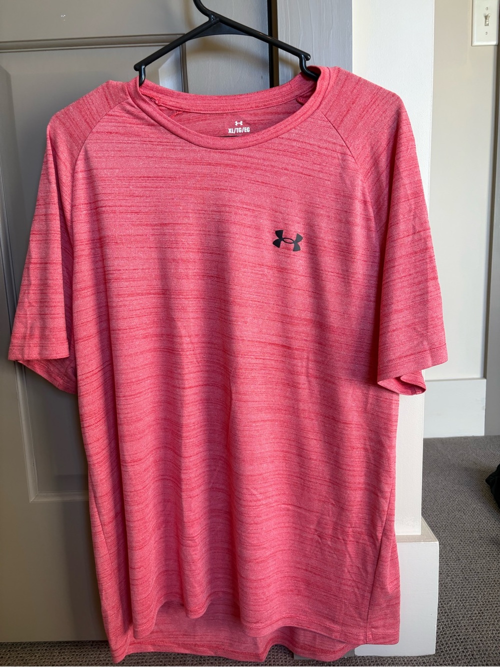 Under Armour Men’s Heathered Coral Short Sleeve Performance Tee